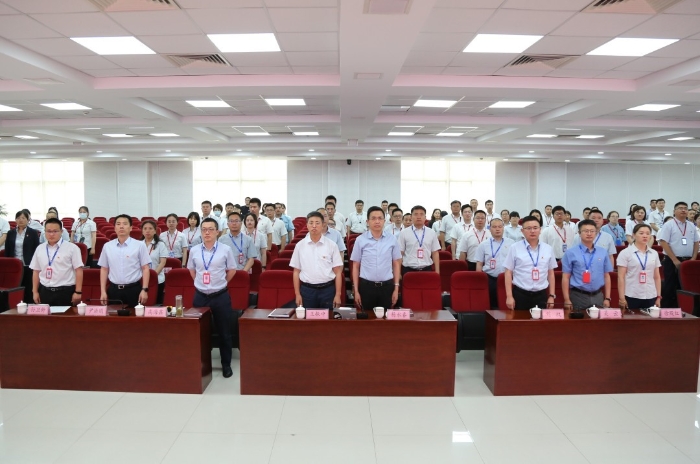 【祖国万岁！中国共产党万岁！】百亿游戏药业党委组织观看庆祝中国共产党成立100周年大会